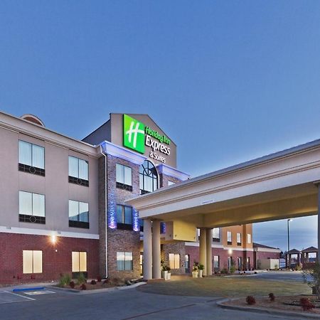 Holiday Inn Express & Suites Brownfield Exterior foto
